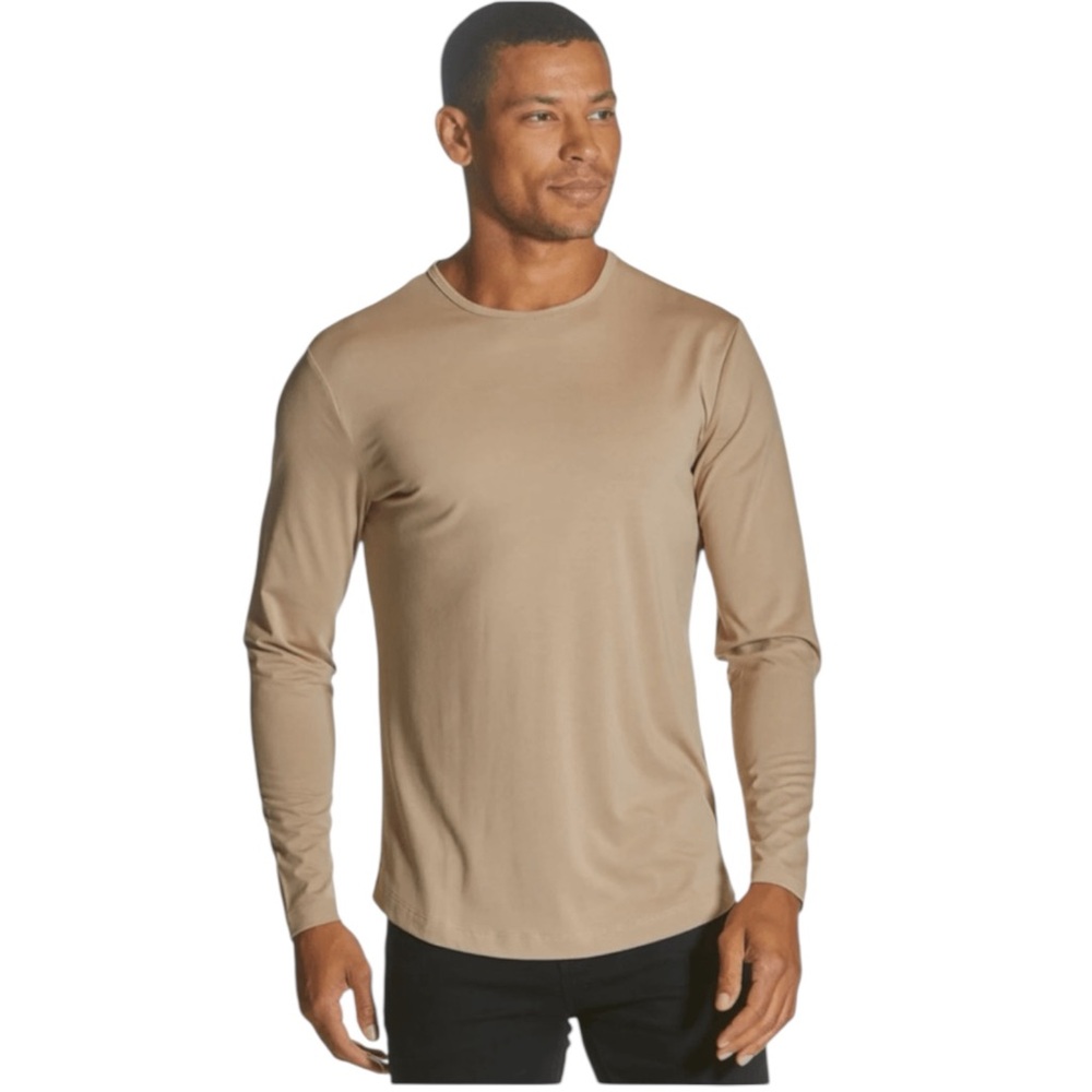 NWOT Cuts Clothing Men's‎ Curve Hem Long Sleeve Tee Fitted Athletic Cut